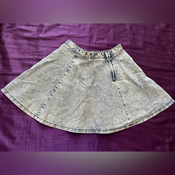 TOPSHOP Petite A-Line Denim Skirt - Picture 3 of 6